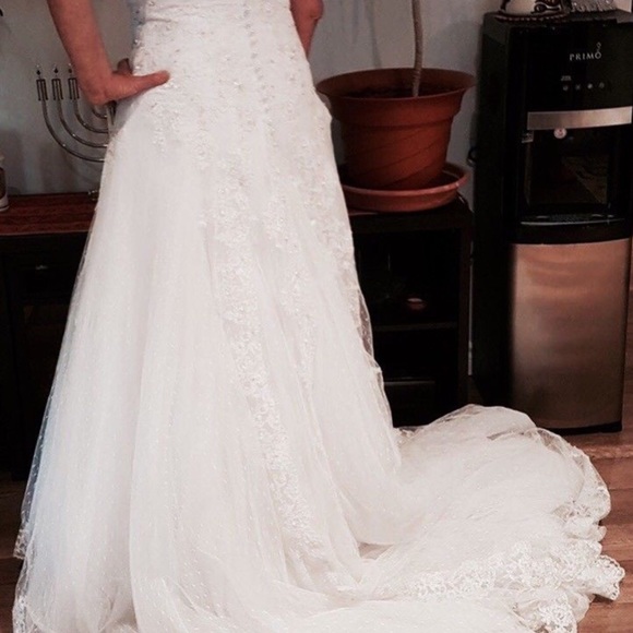 Cara Mia wedding dress - Picture 2 of 3